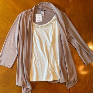 NWT Fig & Blu built in sweater top